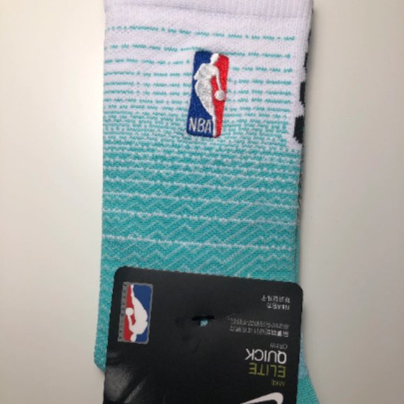 Nike NBA Basketball Elite Dri-Fit Crew Socks Green White Adult Size Large - Picture 1 of 4